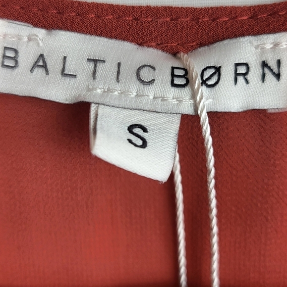 Baltic Born Celine Faux Wrap Long Sleeve Chiffon Bridesmaid Dress Rust Red Small - Picture 9 of 11
